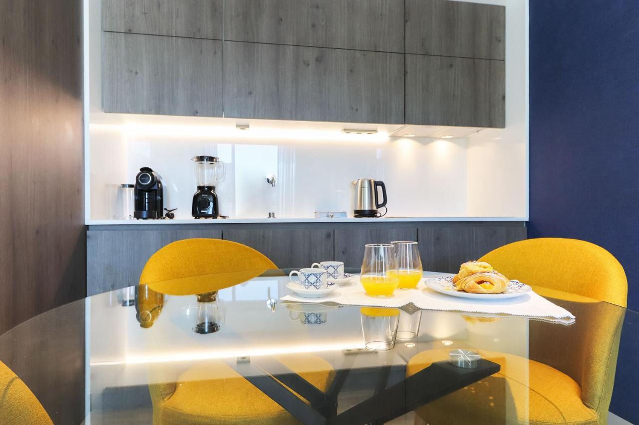 Modern Parliament By Homing Apartment Lisabona Exterior foto